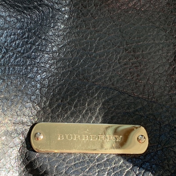 Burberry Oversized Purse - Picture 3 of 4